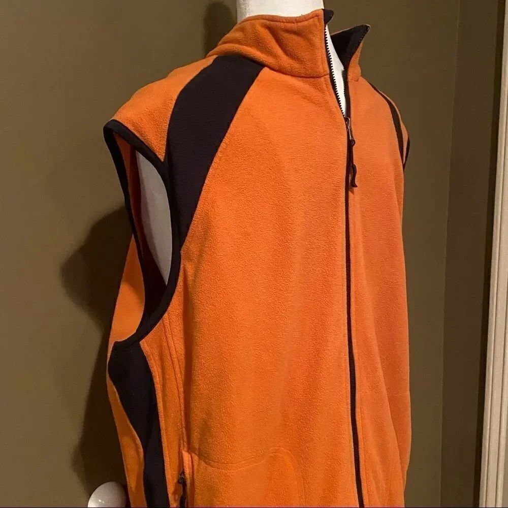 Cutter & Buck Weathertec Vest Size XL - Picture 4 of 12